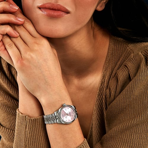 ساعة فيليب واتش نسائي 31 بالألماس