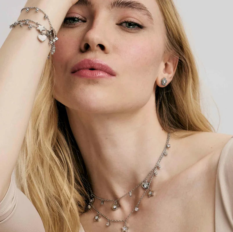 أقراط نومينيشن وردة فضي مرصعة بالزركونيا